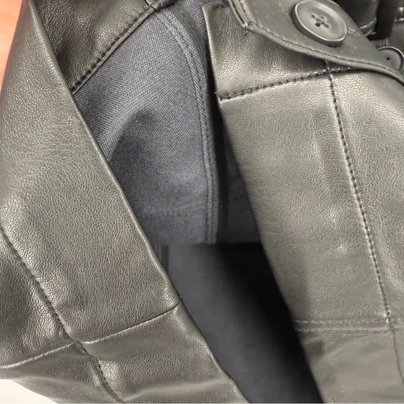 Banana Republic Vegan Leather Black  Button-Up Mini Skirt Paperbag Waist Size 10 - Picture 5 of 7